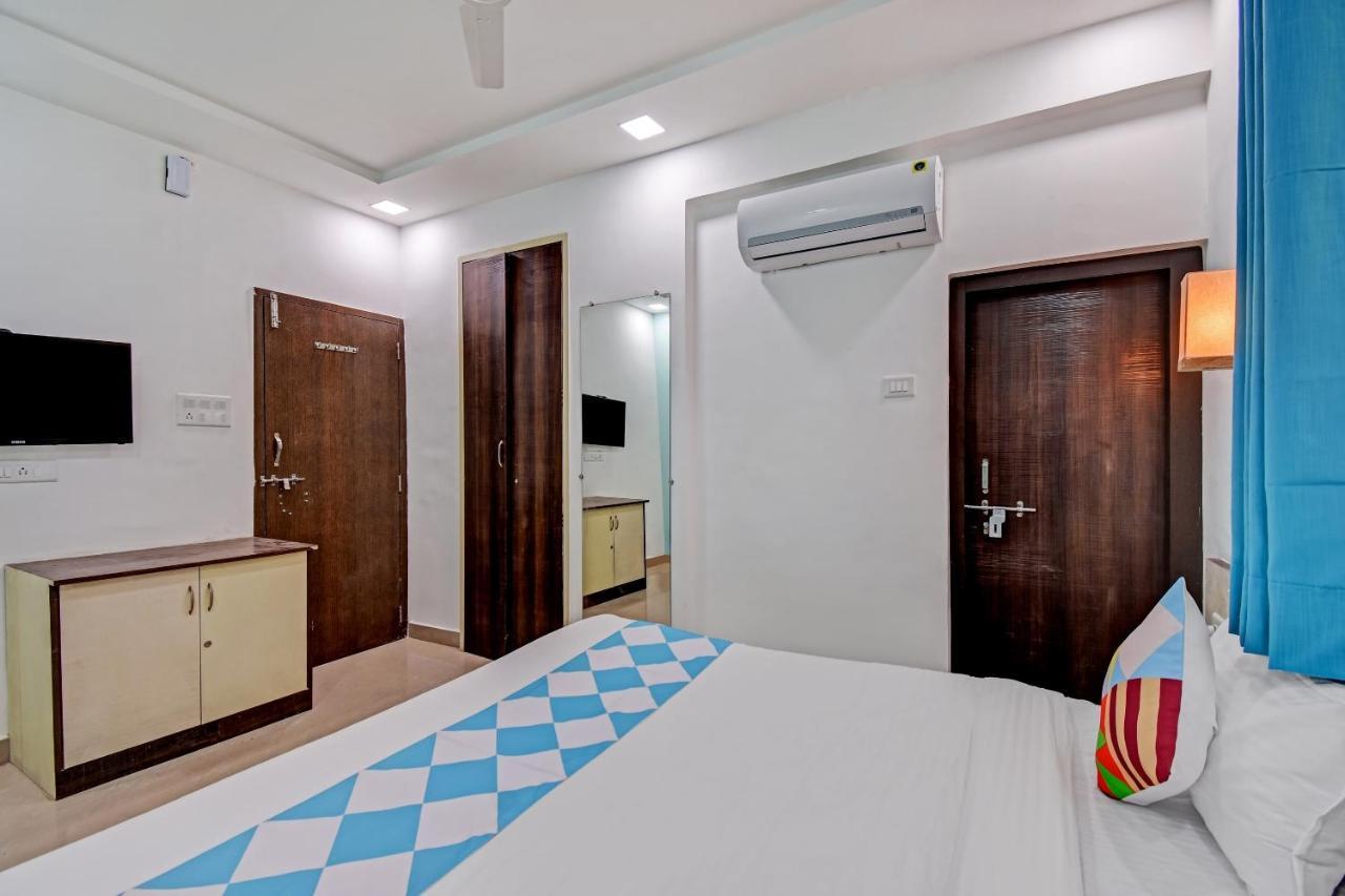 Oyo Home 78047 Alluring Stay Pimpri Pimpri-Chinchwad Экстерьер фото